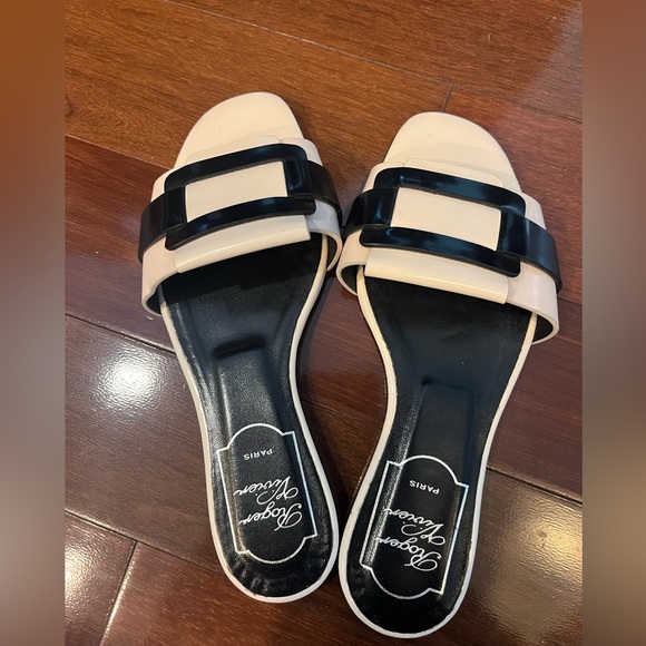 Roger Vivier Shoes - Roger Vivier slides size 34